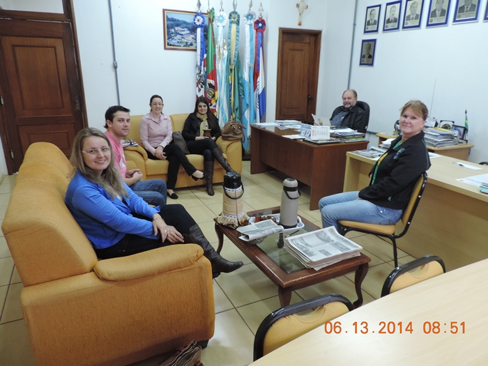 CRAS e CREAS pactuam novos cursos